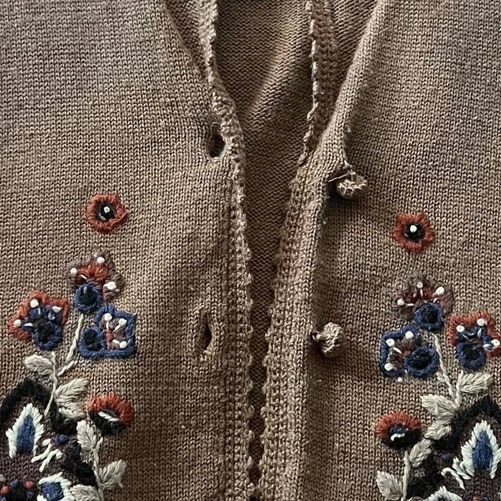 Vintage Koret Floral Embroidered Knit Sweater Vest - Picture 10 of 14